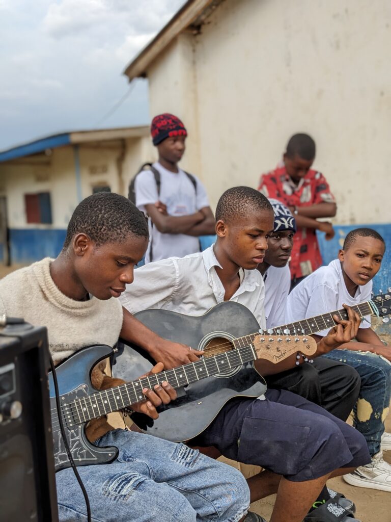 PXL_20251024_131033749.PORTRAIT