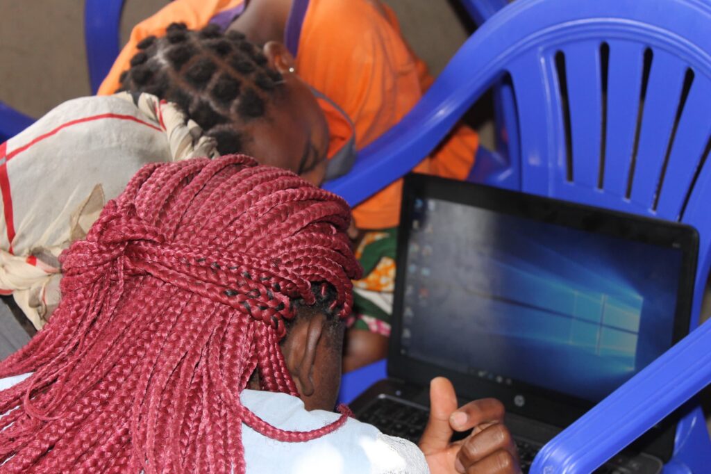 cec1c126-fff3-4bb7-9b96-6cd2ddcf3a9d